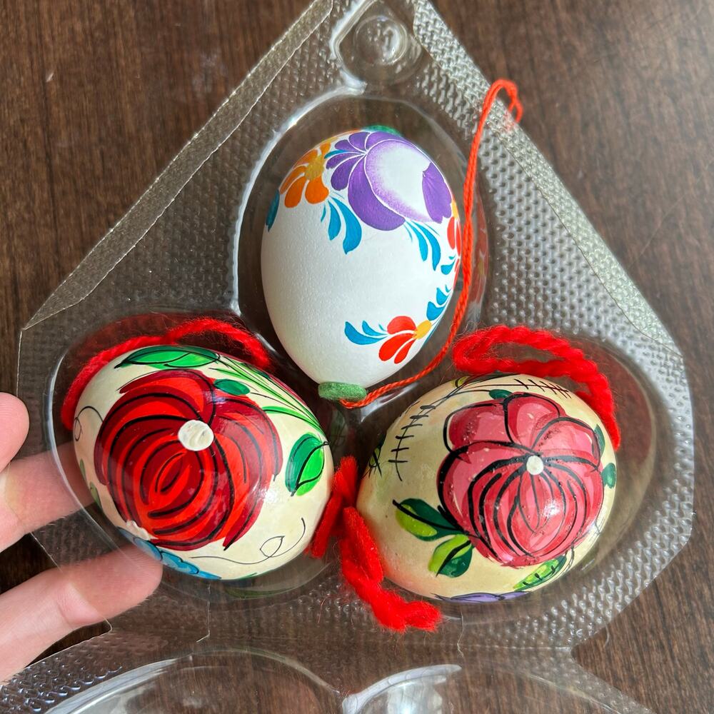 3 Hand Painted Eggs Made in Spain Easter Egg ornament